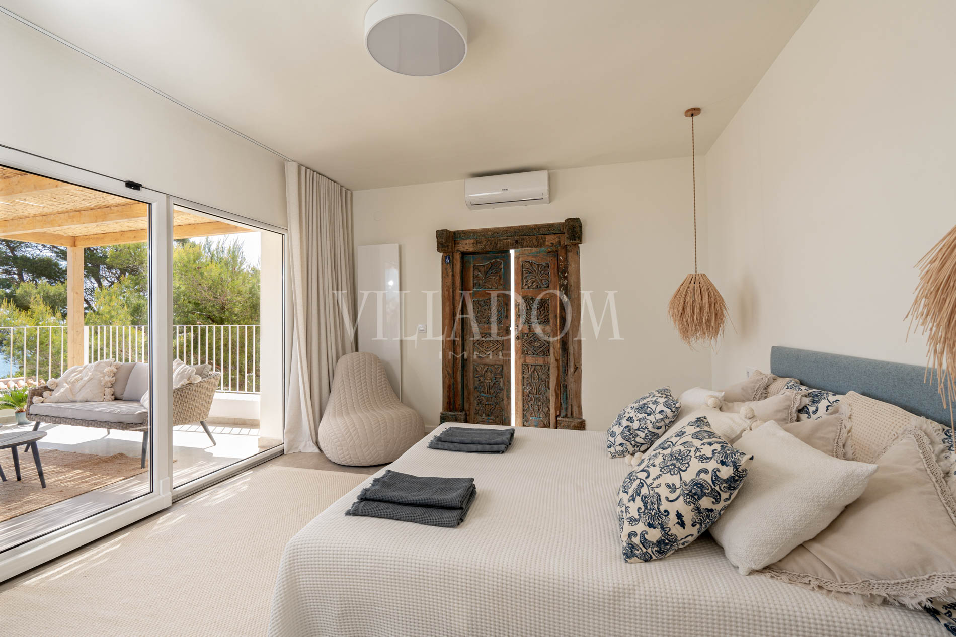 Luxuriöse Villa mit 3 Schlafzimmern und Meerblick in Javea