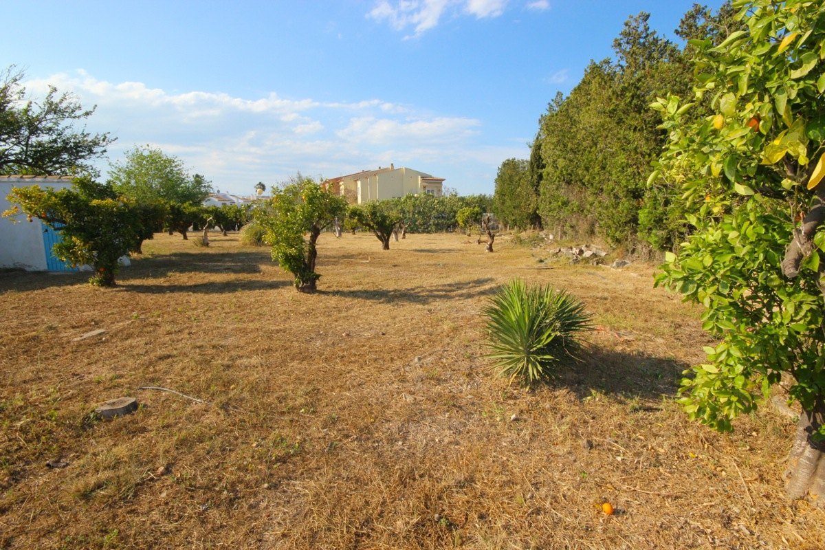 Villa mit großem Grundstück in Javea Portichol